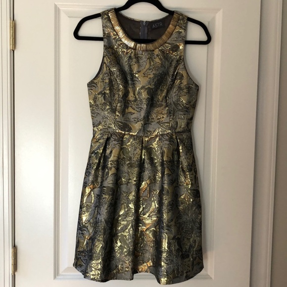 Silver and Gold Dress - Picture 2 of 3